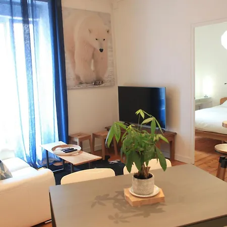 Hotegam Agency, 70 Rue Thiers Championnet, Close Sncf, New & Design, 2 Bedrooms, 1 Office Apartment *