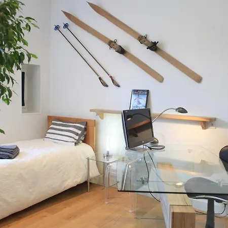 Hotegam Agency, 70 Rue Thiers Championnet, Close Sncf, New & Design, 2 Bedrooms, 1 Office Apartment