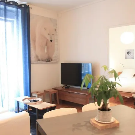 Апартаменты Hotegam Agency, 70 Rue Thiers Championnet, Close Sncf, New & Design, 2 Bedrooms, 1 Office