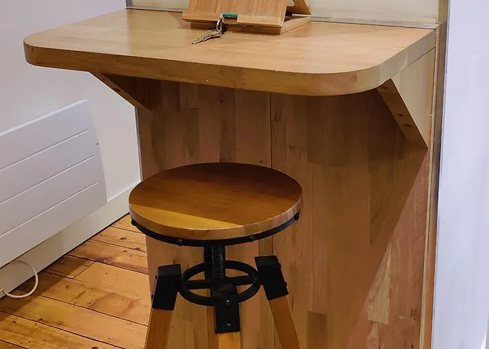 Hotegam Agency, 70 Rue Thiers Championnet, Close Sncf, New & Design, 2 Bedrooms, 1 Office Apartamento